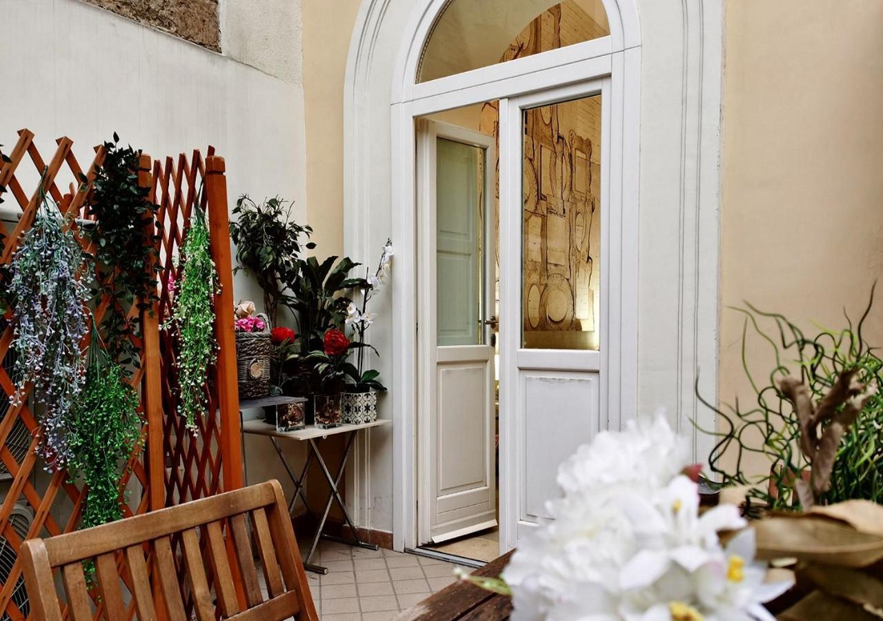 Artistic Charming House Hotel Caserta Exterior photo